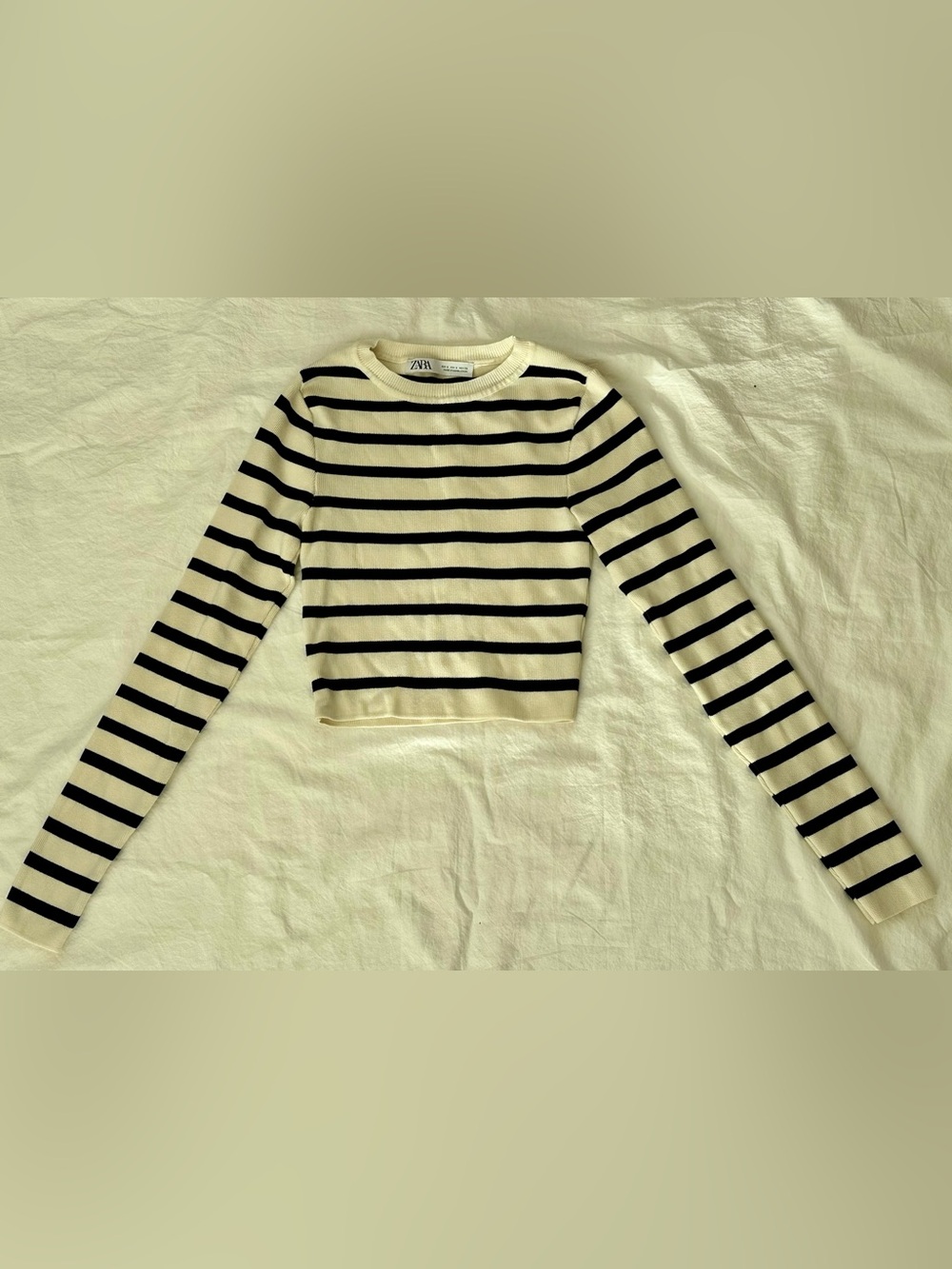 Zara Black & White Striped Long-Sleeve Cropped Top- Size S